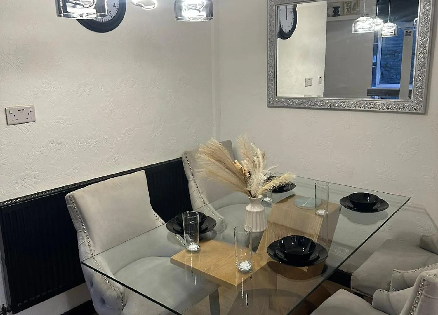 4 Bed House With Garden And Hot Tub - Near City Centre Cardiff